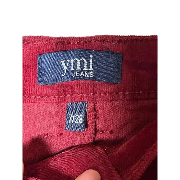 YMI Jeans Red Corduroy Mini Skirt Women's Size 7/28 - Picture 5 of 5
